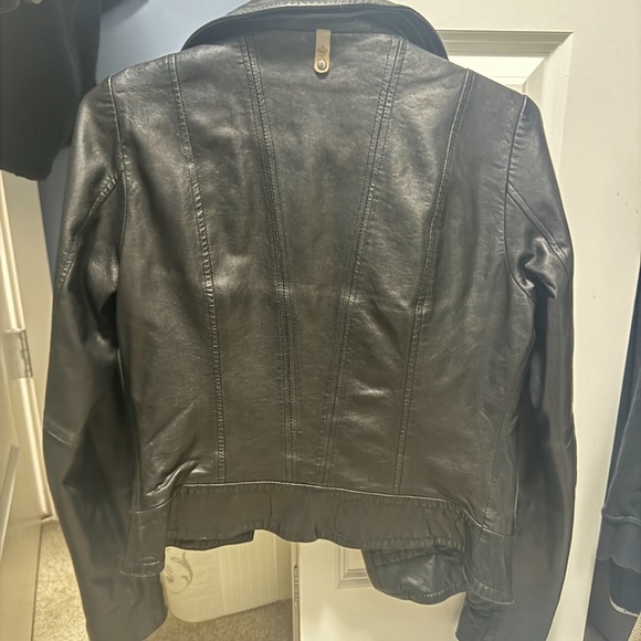 ARIZTIA MACKAGE LEATHER JACKET - Picture 3 of 3
